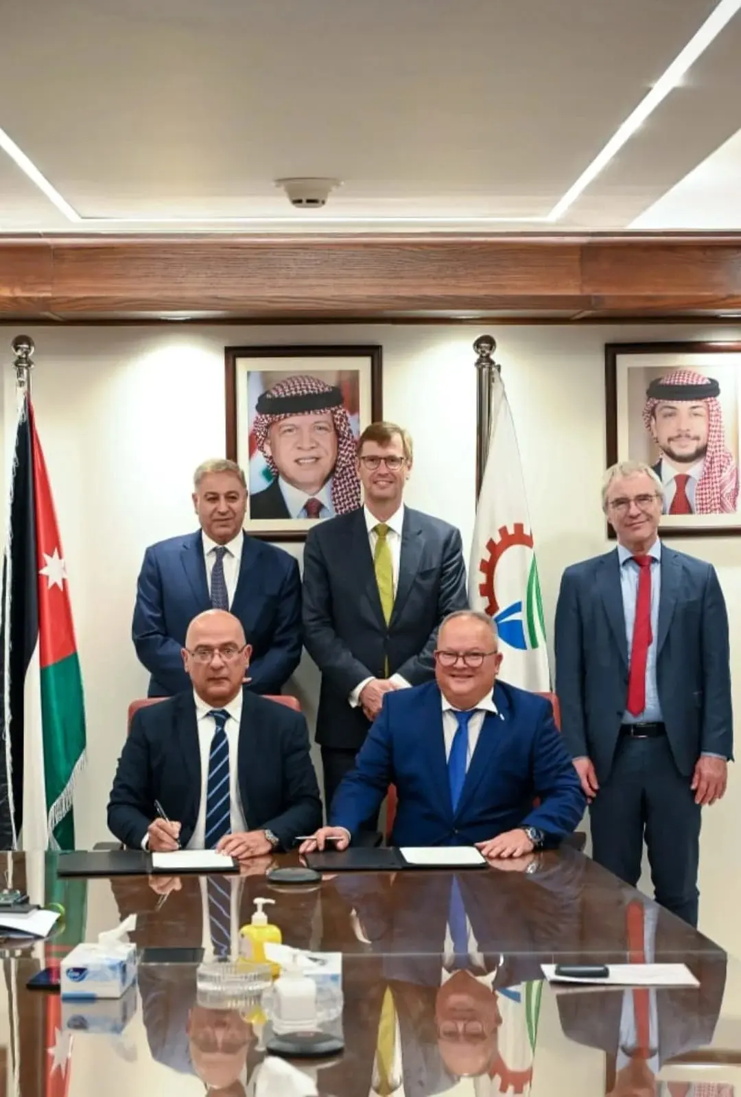 هاشتاق عربي - "البوتاس العربية" توقّع اتفاقية الخدمات الهندسية لمصنع البلورة الباردة الثالث مع شركة "سي إي سي" الألمانية ضمن مشروع التوسعة الجنوبية