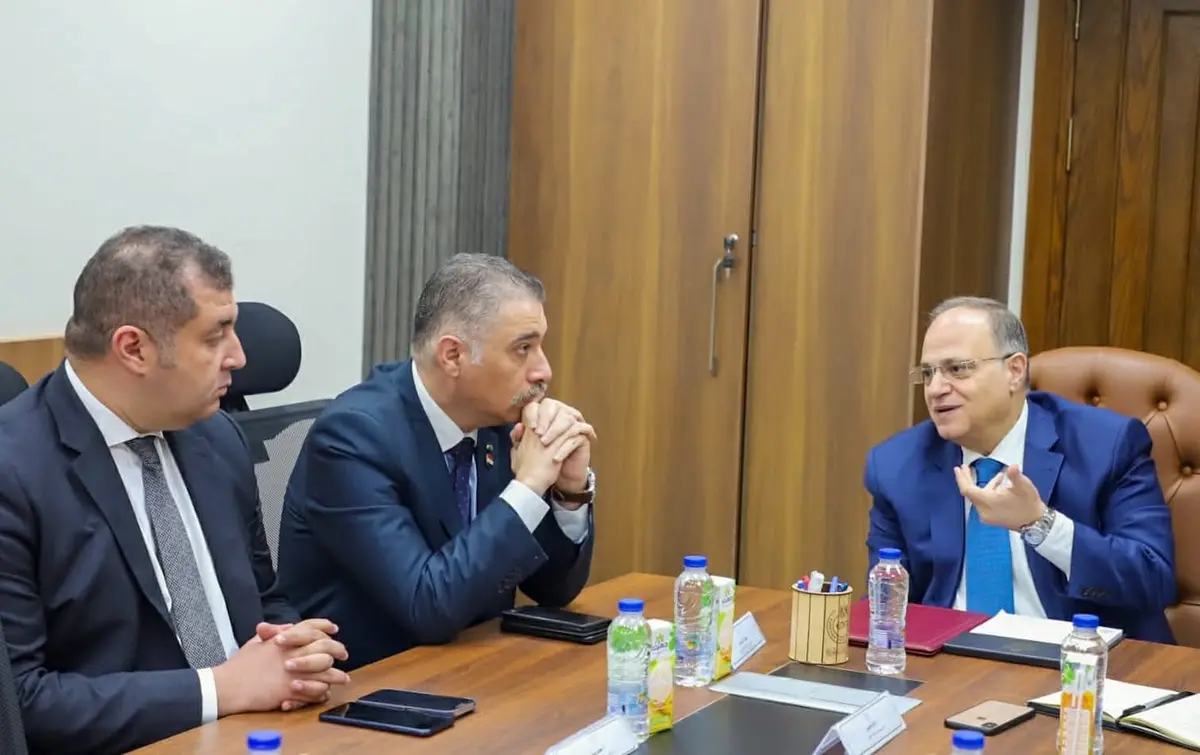 هيئة الدواء تبحث مع «فيكسد مصر» آليات تنفيذ مشروع الروشتة الرقمية