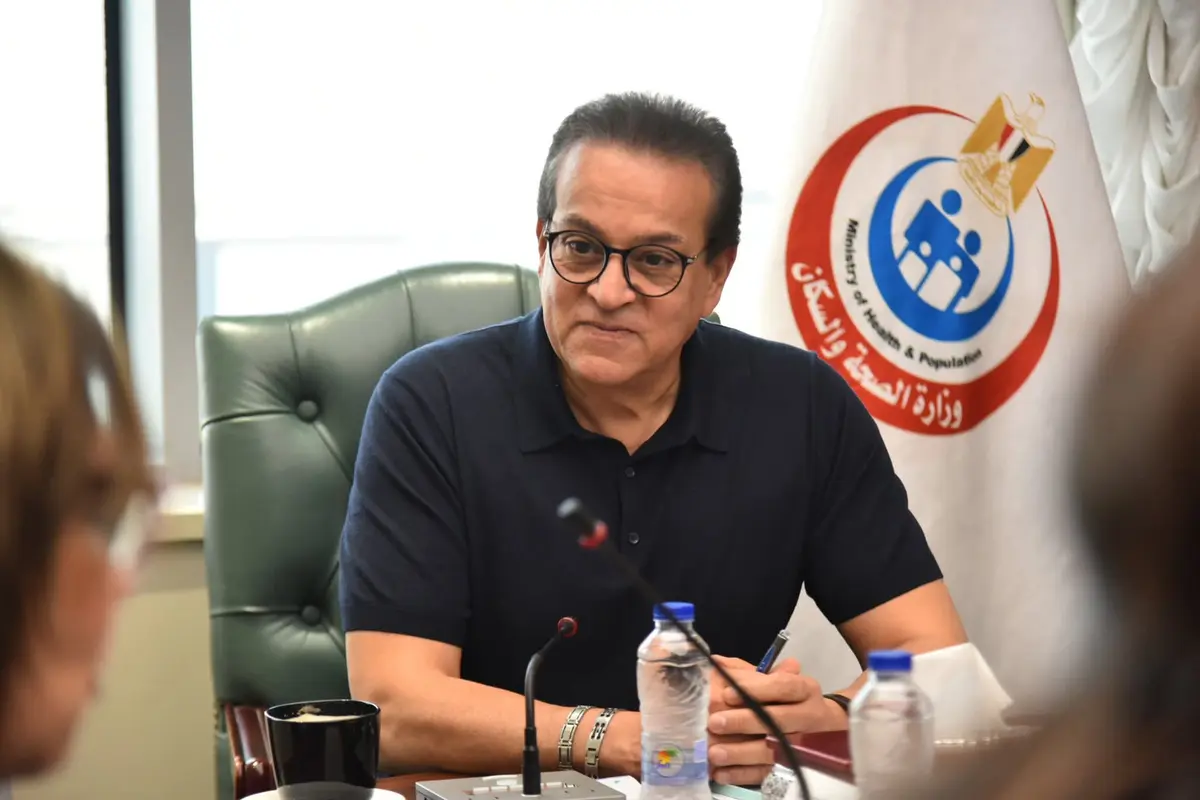 وزير الصحة يتلقى تقريرًا بنتائج المرور الميداني على 44 مشروعًا صحيًا جاريًا في 18 محافظة