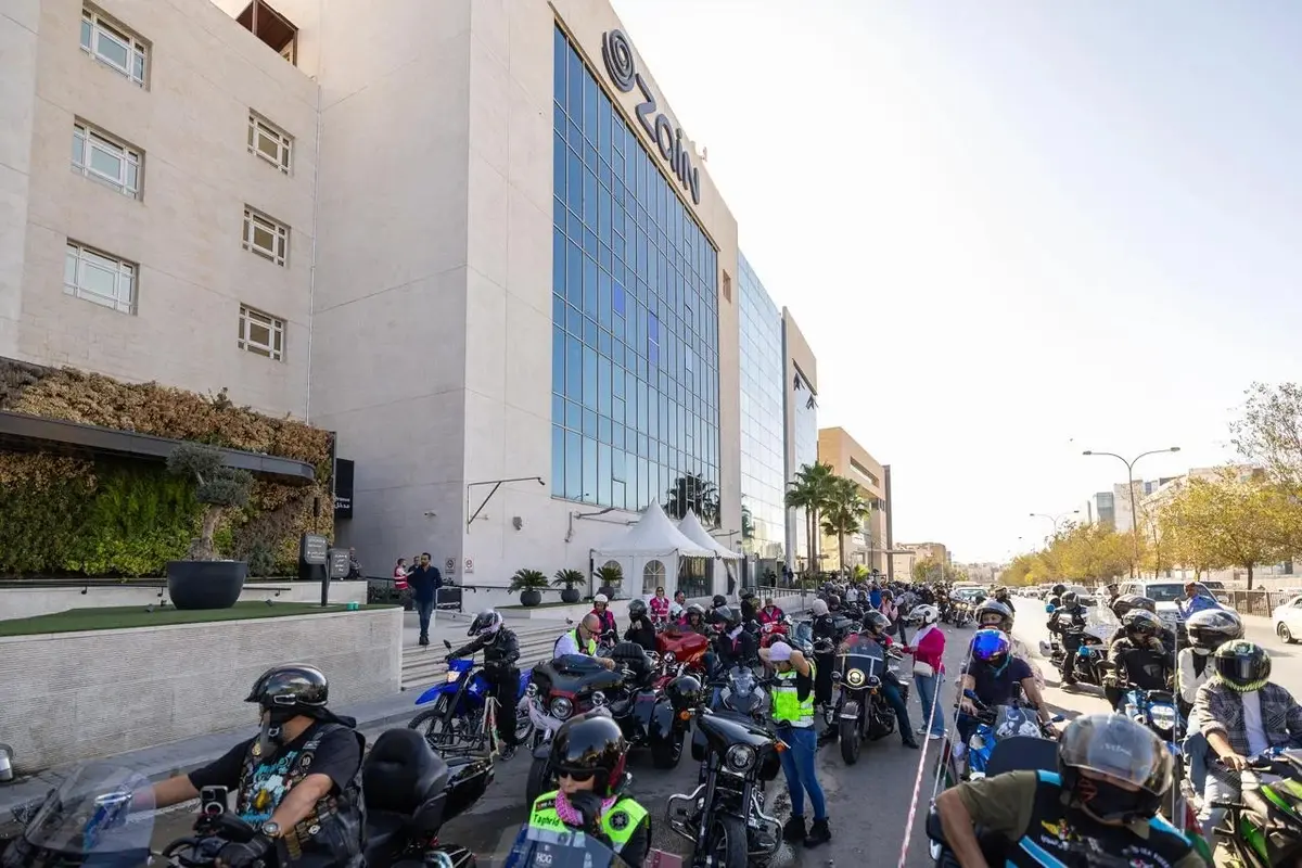 هاشتاق عربي - زين تستضيف انطلاقة مسيرة "سيدات هارلي" لدعم مصابات السرطان من غزة