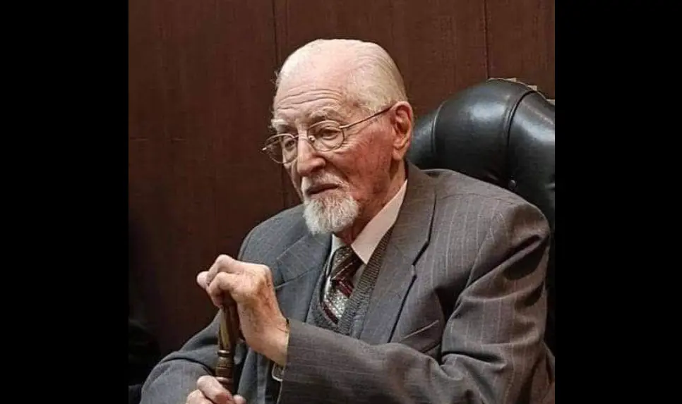 العلّامة السوري مازن المبارك يفوز بجائزة مجمع الملك سلمان العالمي للغة العربية