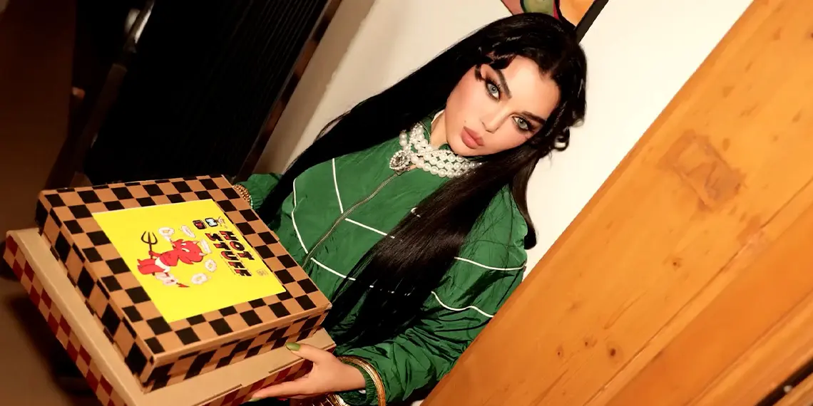 هيفاء وهبي تشعل الأجواء بكليب أغنيتها الجديدة احنا الشلة - Musicnation - ميوزيك نايشن