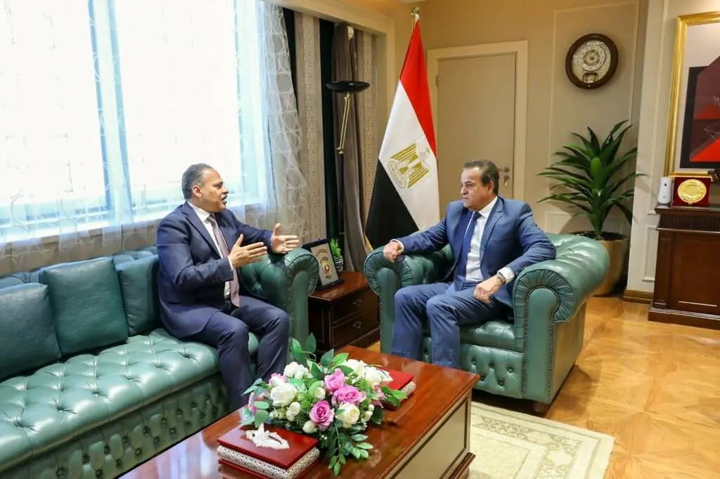 وزير الصحة يبحث مع محافظ الشرقية تسريع تنفيذ المشروعات الصحية الجديدة