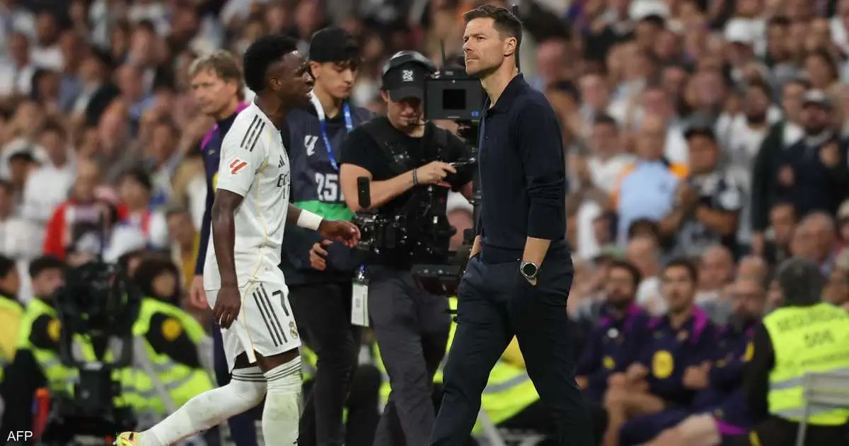 "الأمر انتهى".. ألونسو يتخذ قراره بشأن "تأديب فينيسيوس"