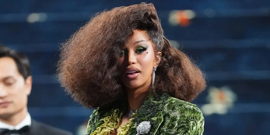 كاردي بي تصدم جمهورها باعتراف عن عدم استحمامها لأشهر - Musicnation - ميوزيك نايشن