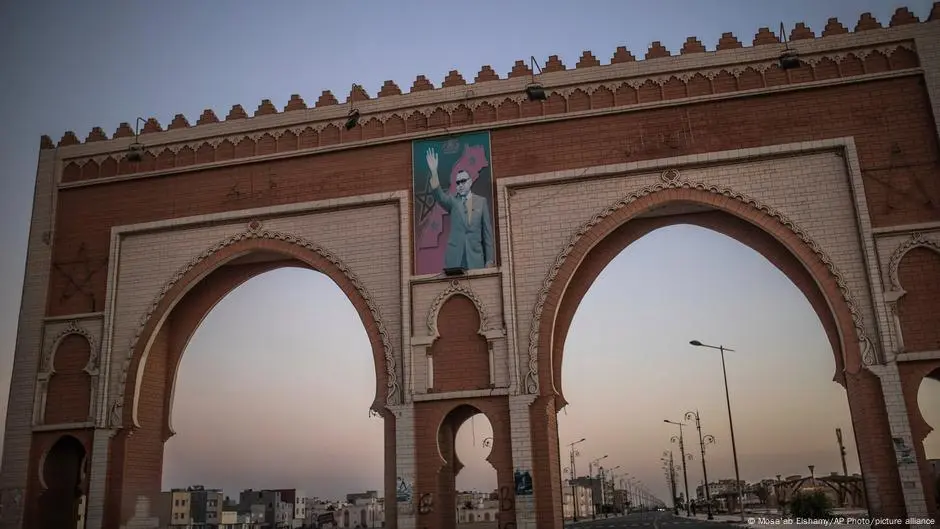 ما هي صلاحيات إقليم الصحراء الغربية في خطة الحكم الذاتي؟