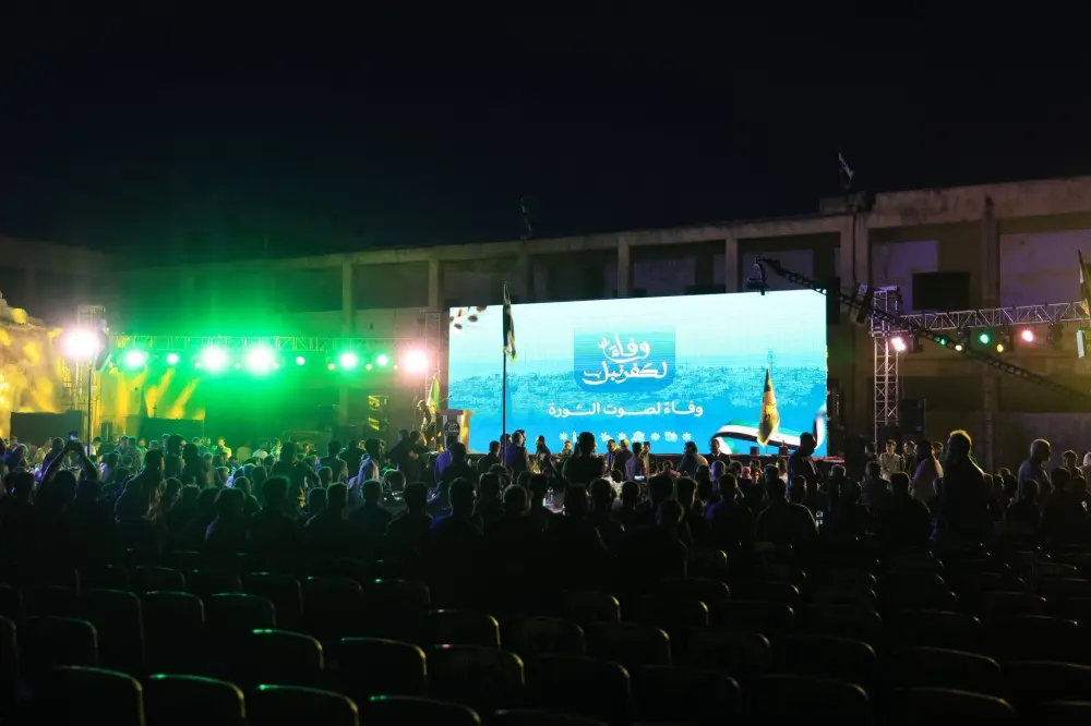 وفاءً لكفرنبل .. حملة شعبية تجمع أكثر من 3 ملايين دولار لإعادة إعمار المدينة