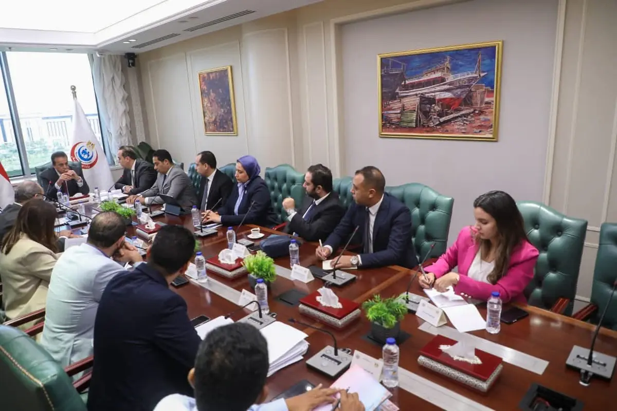 وزير الصحة يبحث مع «اتصالات مصر» تطوير المنظومة الصحية الرقمية