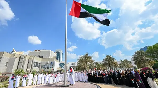 «أبوظبي للإعلام» تحتفي بيوم العلم.. وتُجدّد الولاء والاعتزاز بالهوية الوطنية