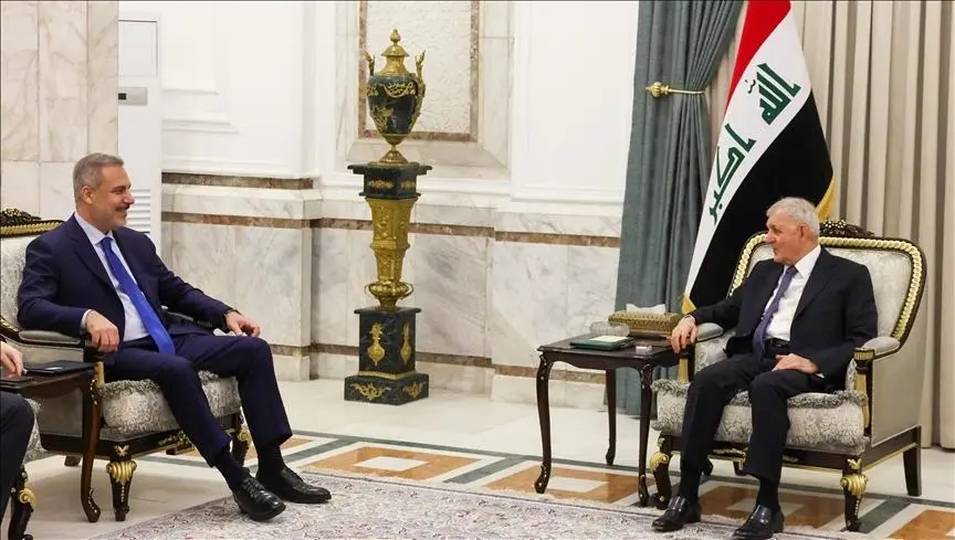 الرئيس العراقي ووزير خارجية تركيا يبحثان تعزيز التعاون المشترك