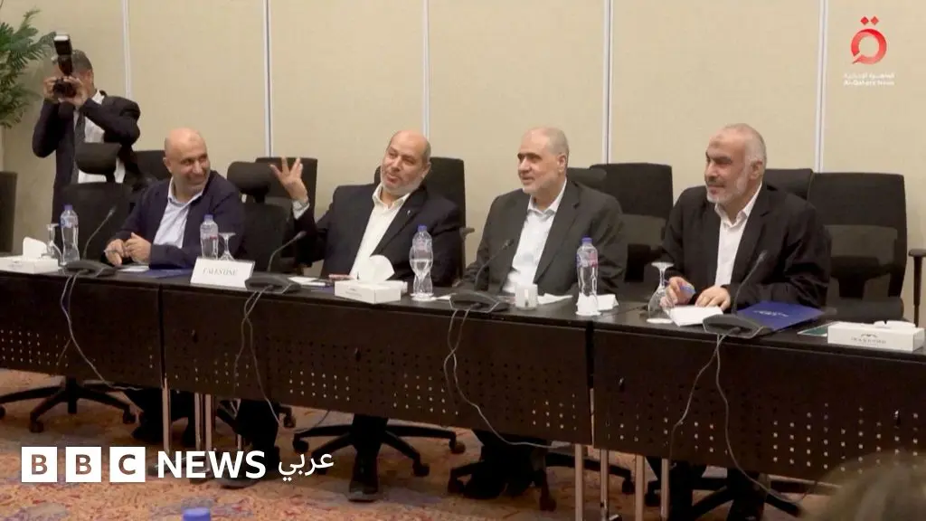 اجتماعات القاهرة للفصائل الفلسطينية: بحث إدارة غزة بعد الحرب وتشكيل لجنة انتقالية