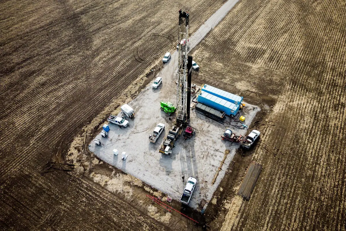 أول بئر عربية لاستكشاف الهيدروجين الطبيعي وموعد الحفر - الطاقة