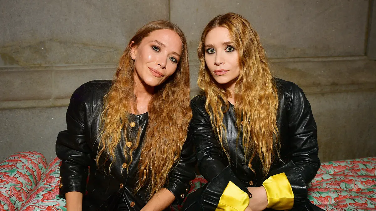 Mary-Kate & Ashley Olsen Make A Rare Appearance In Dhs1.4 Million Worth Of Vintage Cartier