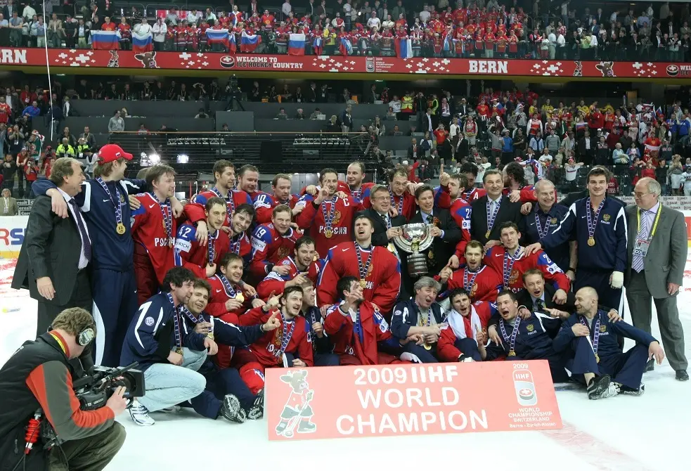 روسيا.. بيع ذهبية بطولة العالم لهوكي الجليد 2009 في مزاد علني