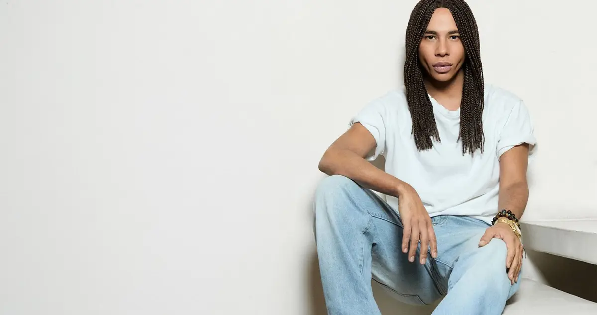Oliver Rousteing يغادر منصبه كمدير إبداعي في Balmain