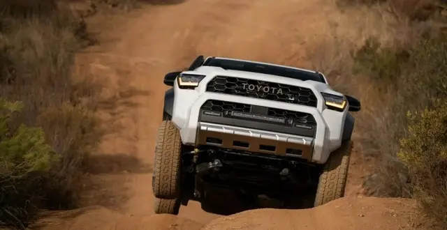 تويوتا 4 رانر 2026 تصل بتحديثات محدودة وارتفاع في الأسعار