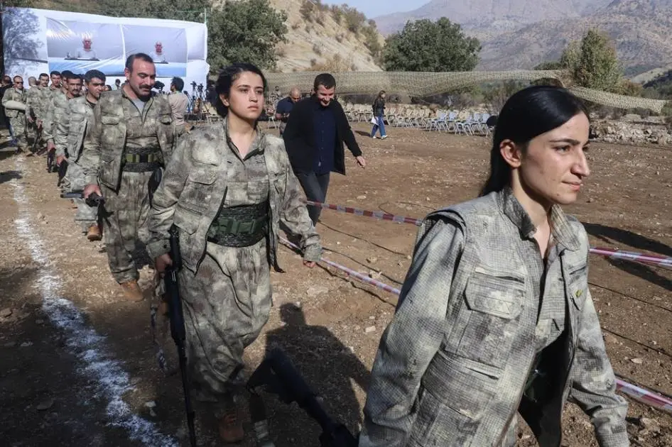 تركيا تعد قانونا يتيح عودة مسلحي حزب العمال الكردستاني إلى البلاد