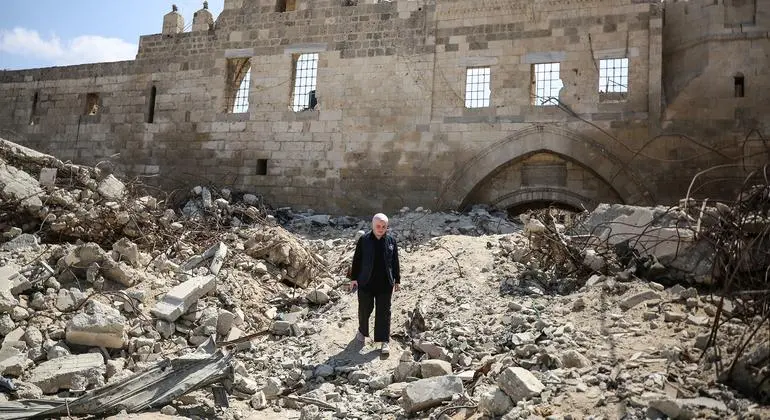 استمرار العمليات العسكرية في غزة يعرّض المدنيين وعمال الإغاثة للخطر