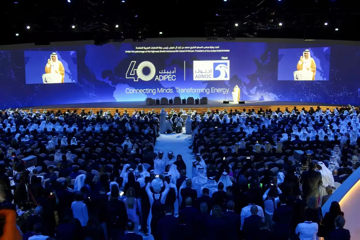 46 مليار دولار قيمة صفقات أديبك 2025 - الطاقة