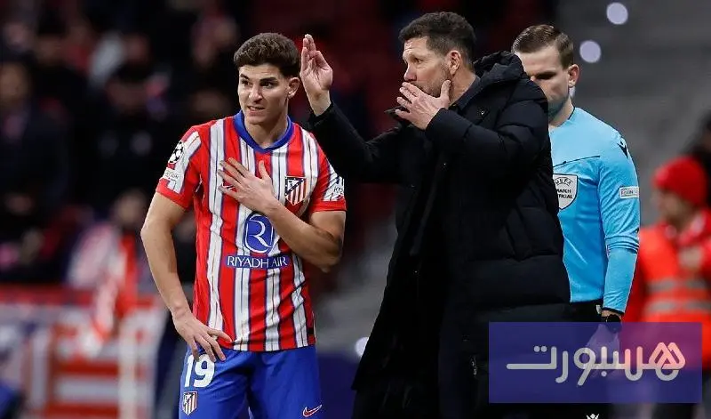 سيميوني يؤكد قيمة ألفاريز لأتليكو رغم غيابه عن قائمة جائزة الأفضل