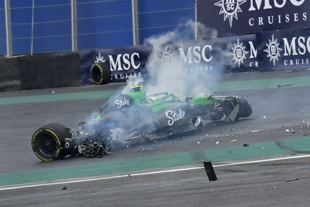 Gabriel Bortoleto involved in violent crash during Brazil sprint race