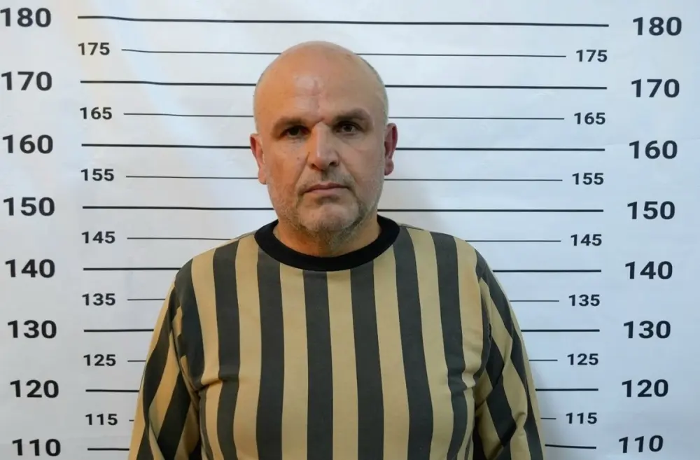 القبض على مساعد أول سابق في أمن الدولة متورط بجرائم وانتهاكات في اللاذقية