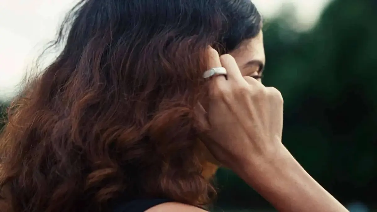 ستريم رينغ.. خاتم بالذكاء الاصطناعي يتيح لك التحدث مع نفسك