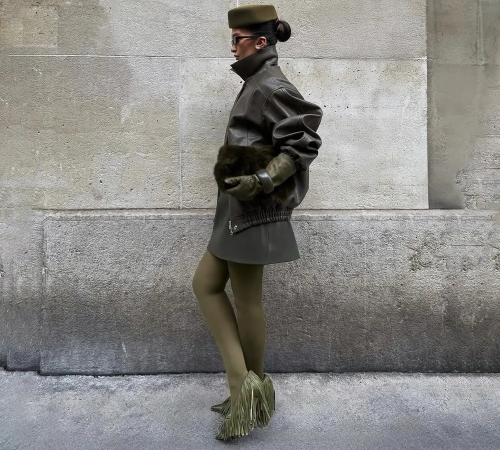 ماذا تقول الإطلالة الخريفيّة المفضّلة لديكِ عن شخصيّتكِ؟