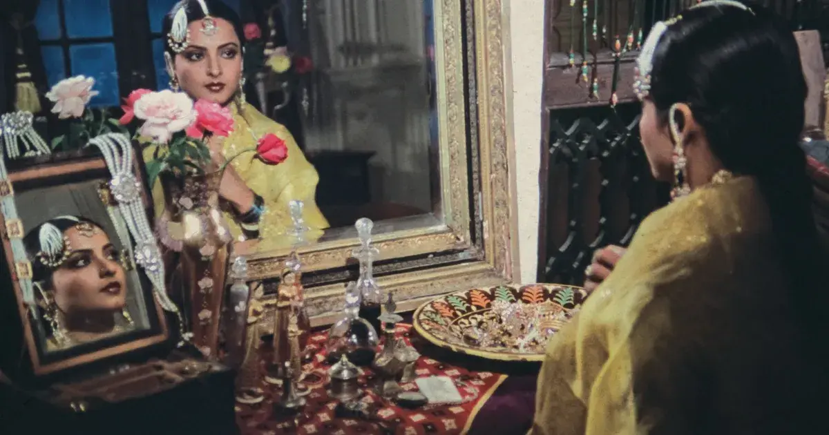 ريخا جنشا تحضر فيلمها المرمم Umrao Jaan في "البحر الأحمر"
