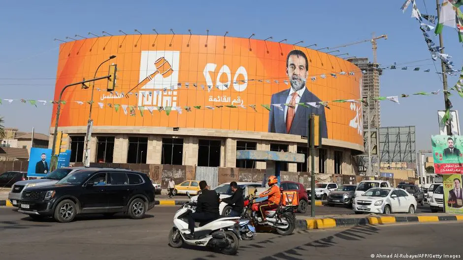 العراق.. رجل يضع صورته بدلا من صورة زوجته المرشحة للانتخابات
