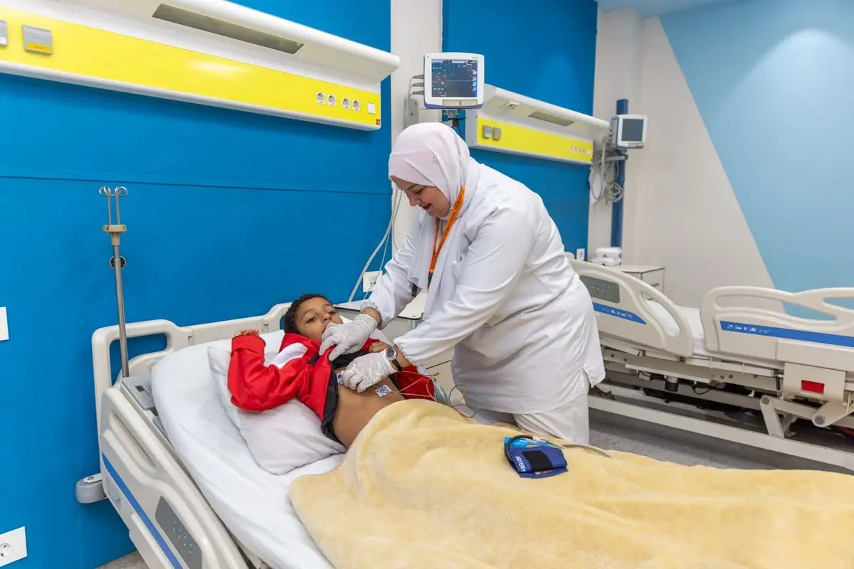 صندوق تحيا مصر يُجري 6 عمليات دقيقة لتركيب الصمام الرئوي باستخدام القسطرة التداخلية