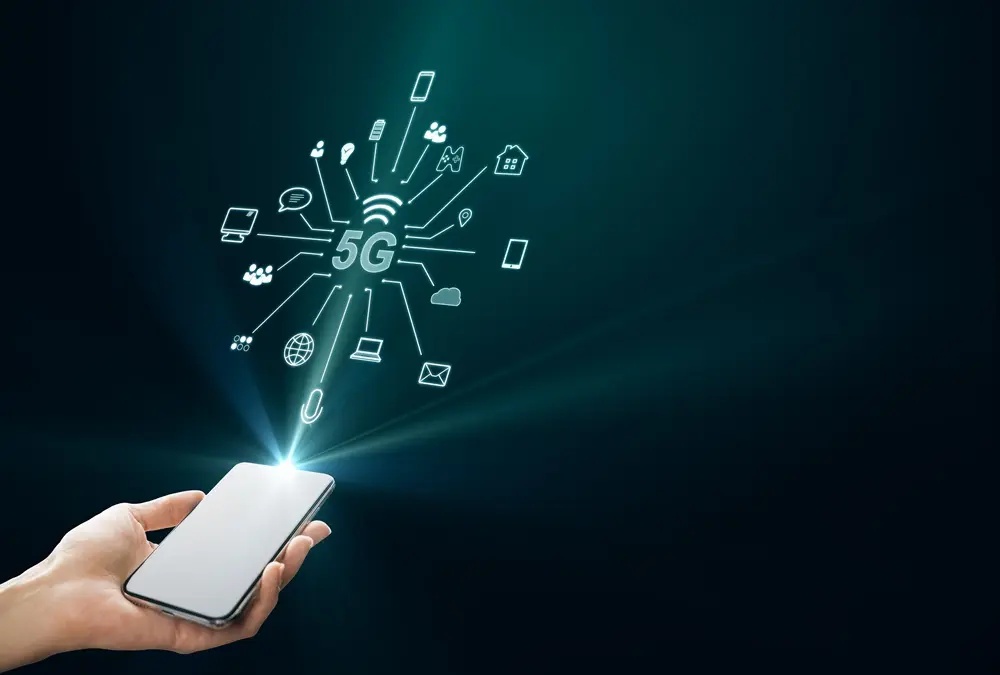 بروكسل تشهر ورقة الحسم.. إلزام قانوني أوروبي لطرد «هواوي» و«ZTE» من شبكات القارة