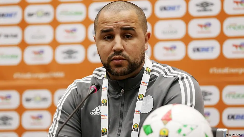 مدرب الجزائر: عندما يلعب العرب ضد بعضهم تكون وكأنها الحرب