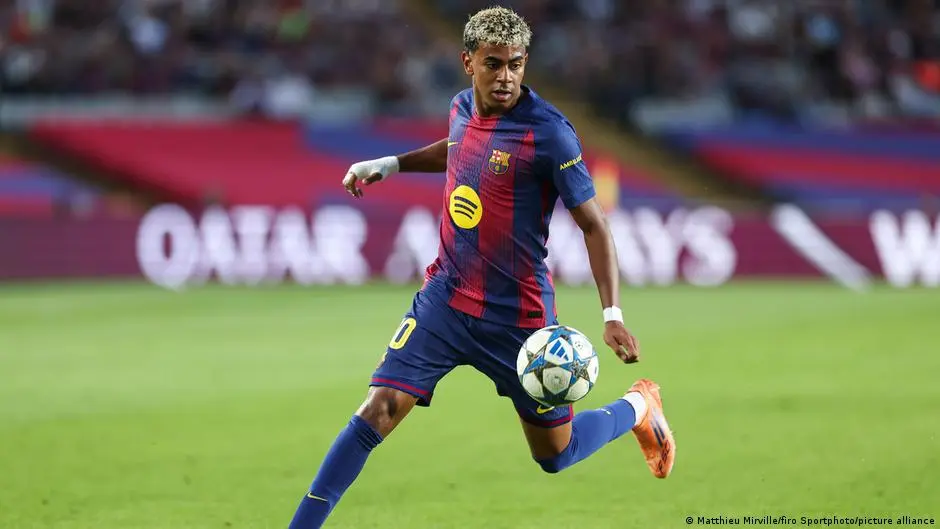 بسبب لامين يامال .. عودة الجدل بين برشلونة والاتحاد الإسباني