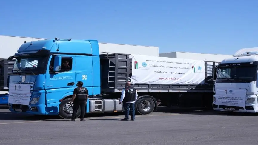 الأردن يرسل 16 شاحنة مساعدات إلى سوريا