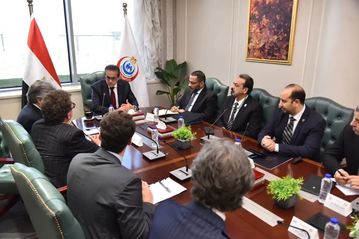 الصحة تبحث مع «مالتي كير فارما» و«هيئة الدواء» و«جيبتو فارما» التعاون في مجال علاج الأمراض النادرة"