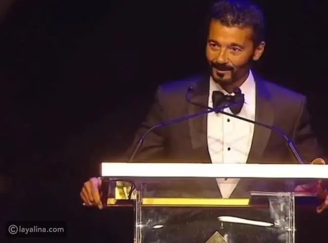 خالد النبوي يتألق في افتتاح مهرجان القاهرة السينمائي ويهدي تكريمه لروح والديه