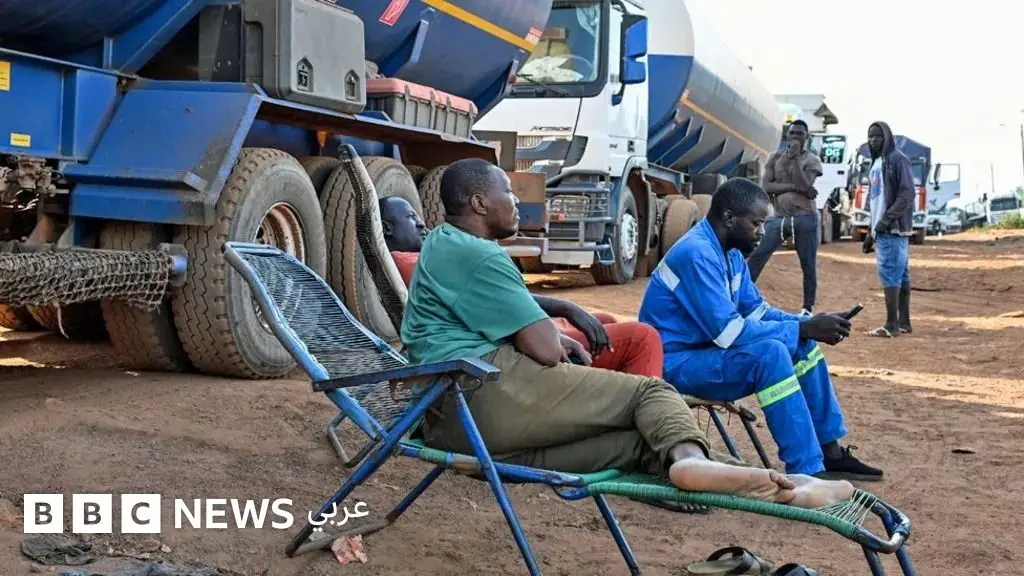 الجهاديون في مالي يستخدمون الوقود أداة حرب تخنق البلاد اقتصادياً، فما القصة؟
