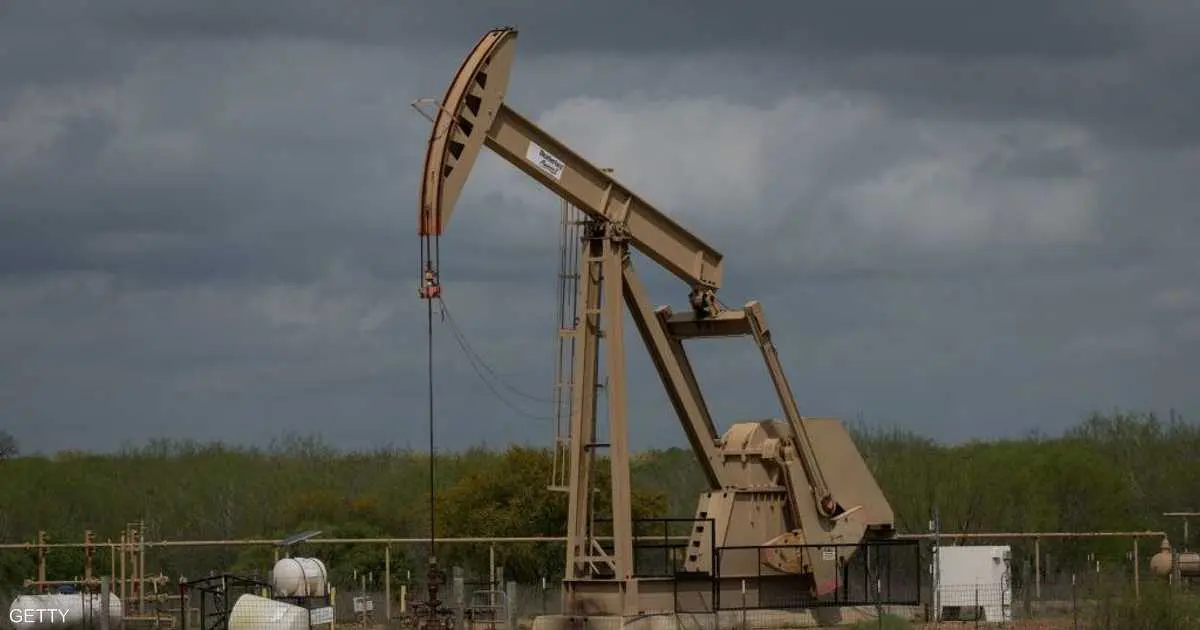 وكالة الطاقة: عوائد روسيا من النفط تواصل الهبوط في أكتوبر