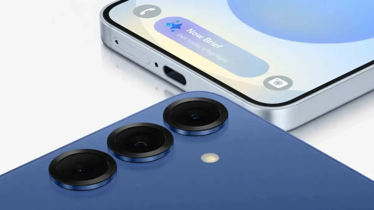 هل أجبرت آبل غريمتها سامسونج على تجميد سعر Galaxy S26