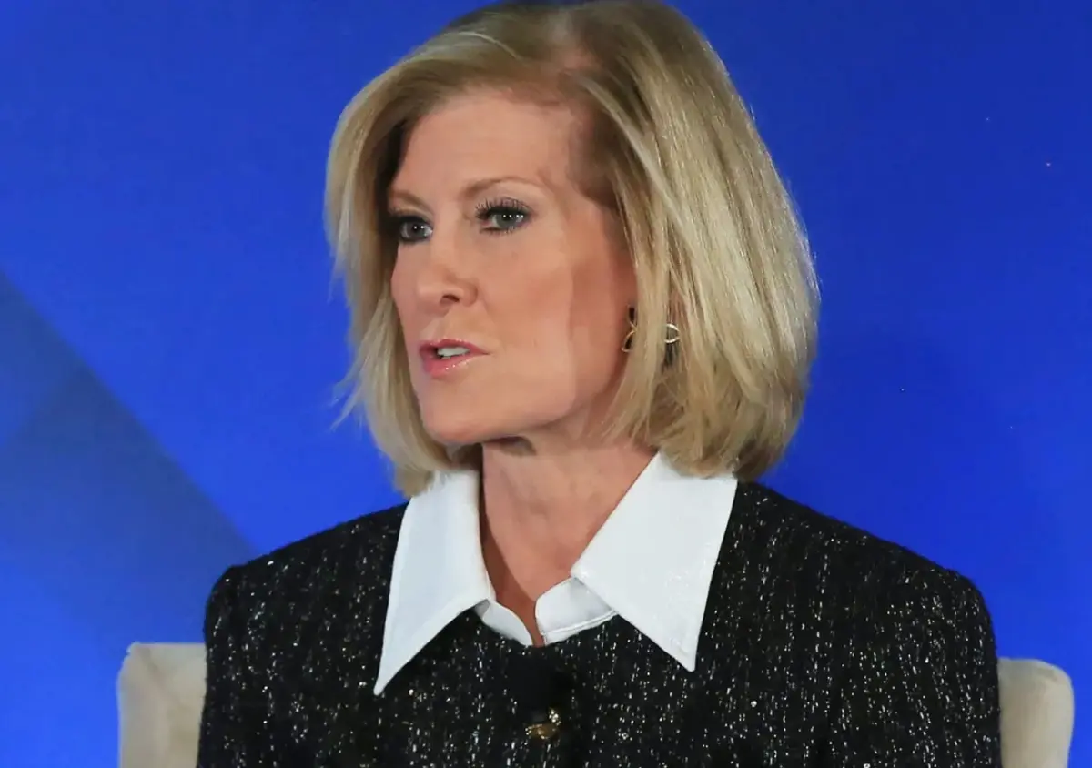 جي بي مورغان: الذكاء الاصطناعي ليس فقاعة بل فرصة استثمارية كبرى