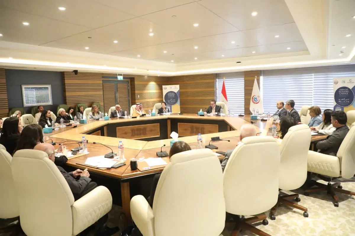 وزير الصحة يبحث مع وفد البنك الدولي ونائب وزير سوق العمل السعودي تعزيز تنمية رأس المال البشري