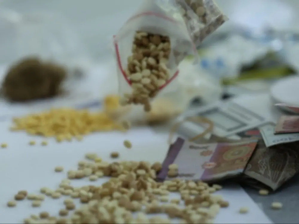 عمليات ضد مروجي المخدرات في ثلاث محافظات سورية