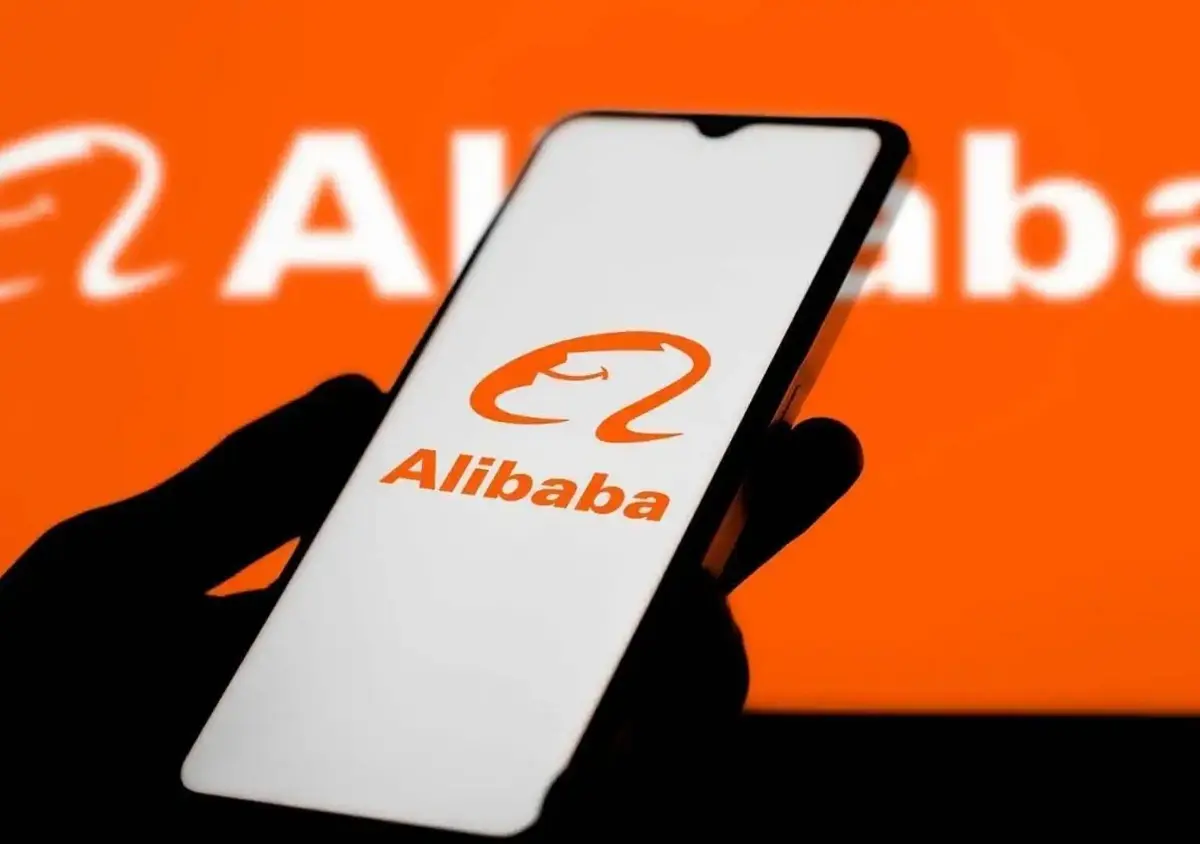 موقع علي بابا يطلق قدرات ذكاء اصطناعي متقدمة لمتاجر الأعمال
