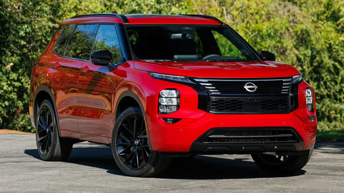 نيسان تكشف عن اكس تريل هايبرد 2026 بمحرك وتقنيات اوتلاندر