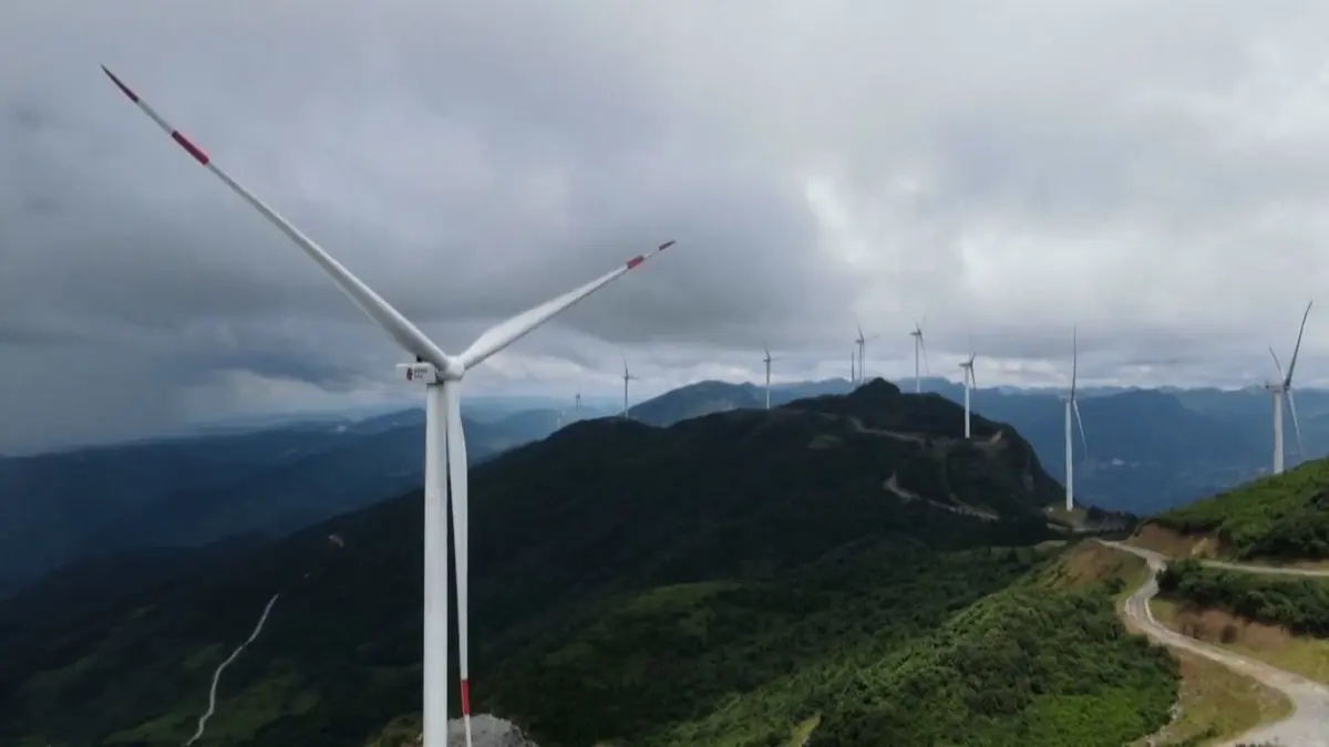 هل يُمكن لأكبر مُلوِّث في العالم أن يكون مُنقذه من تغيّر المناخ؟