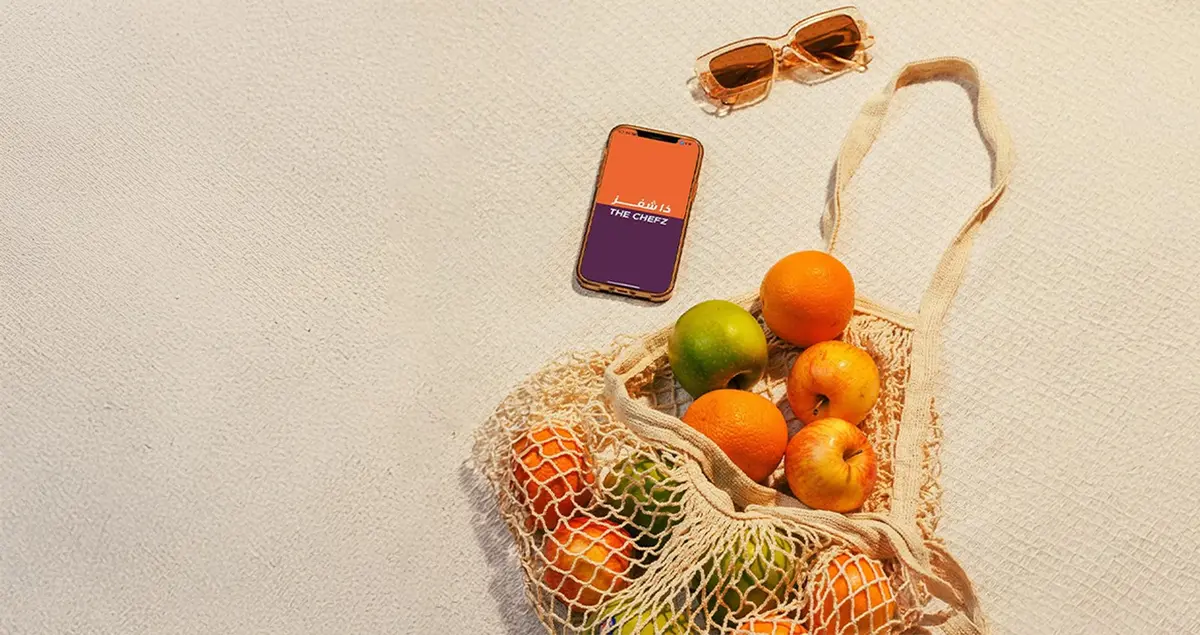 أفضل تطبيقات توصيل الطعام في جدة: طلبكِ On The Way