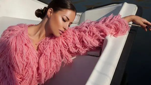 تان شتوي رقيق.. خطوات الحصول على التوهج الشتوي الطبيعي