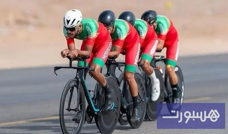 الدراجون المغاربة يتسابقون في كينيا