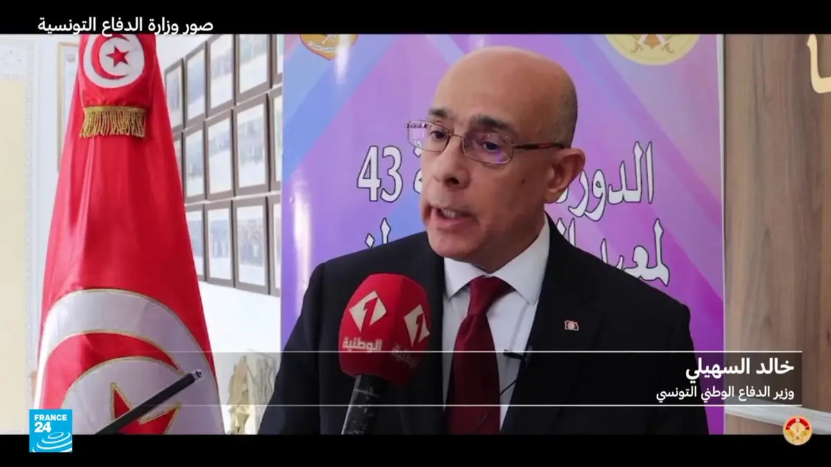 وزير الدفاع التونسي يقول إن تحقيق الأمن الاجتماعي في بلاده يكمن في تعزيز الجبهة الداخلية